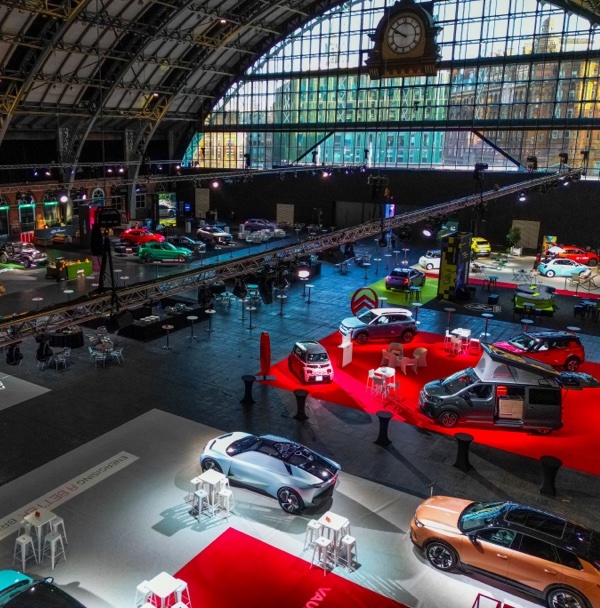 picture of show floor